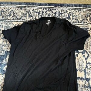 Goodfellow & Co Men's Black Short Sleeve V-Neck Tee